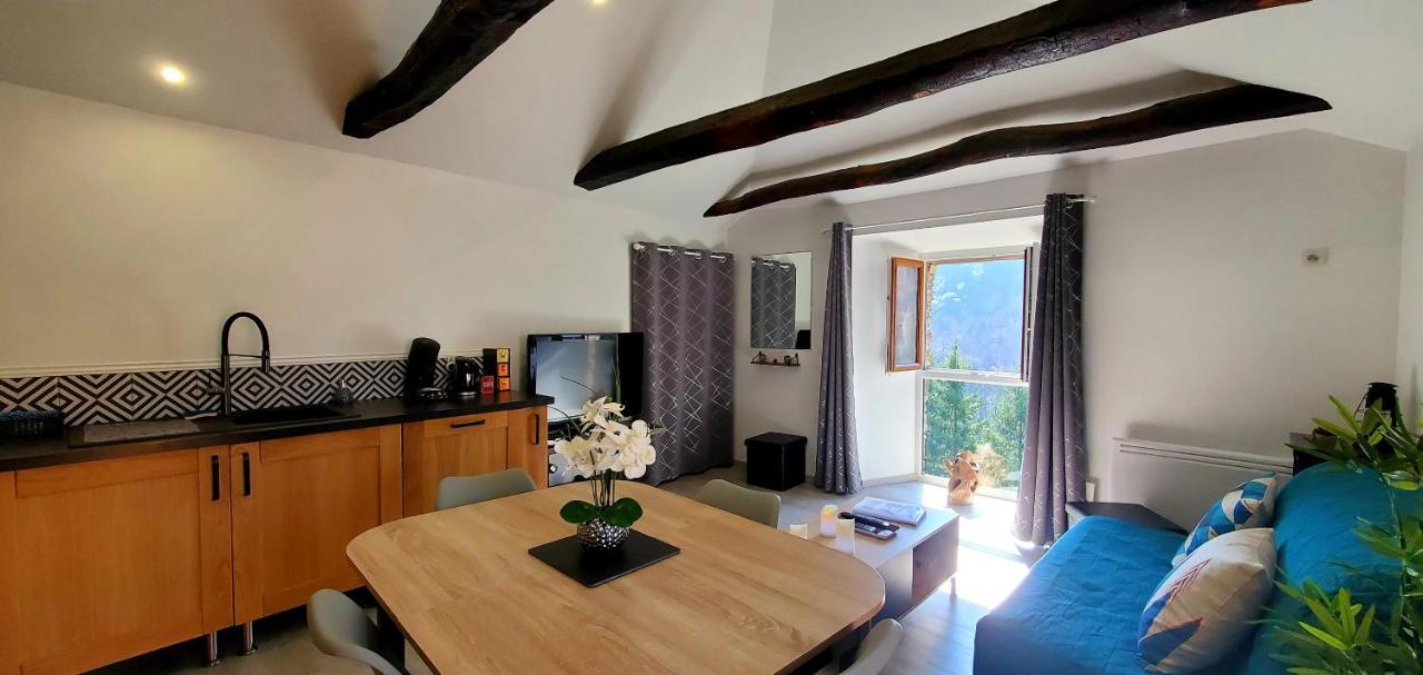 Gite De Combelebouze En Cevennes - Cosy, Confort Et Climatise - 3 Etoiles Saint-Privat-de-Vallongue 外观 照片